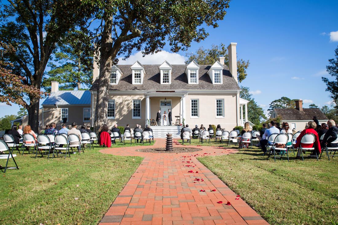 Outdoor Manor House Wedding - Jessica Kelly Studios